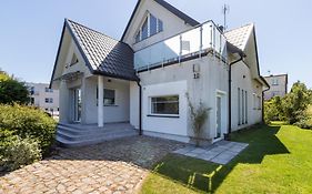 Stylowe Apartamenty Na Wybrzezu Niedaleko Plazy W Chlapowie By Noclegi Renters